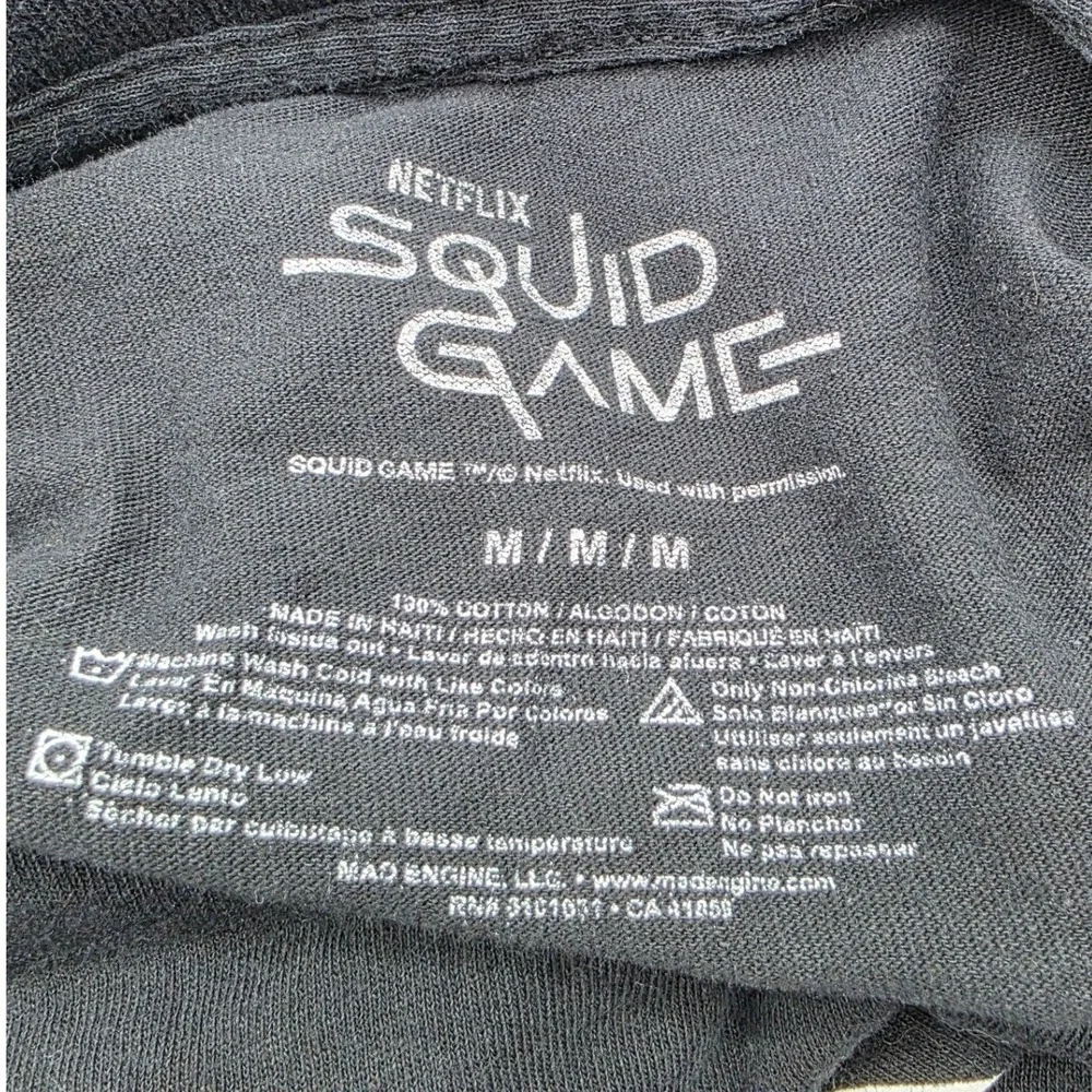 Netflix Squid Game Graphic T-Shirt Mens Medium Black Triangle Logo Skater - Picture 2 of 4